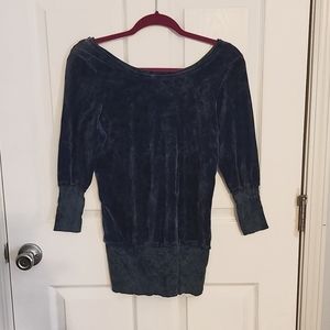 Miken Grungy Blue Velvet Top
